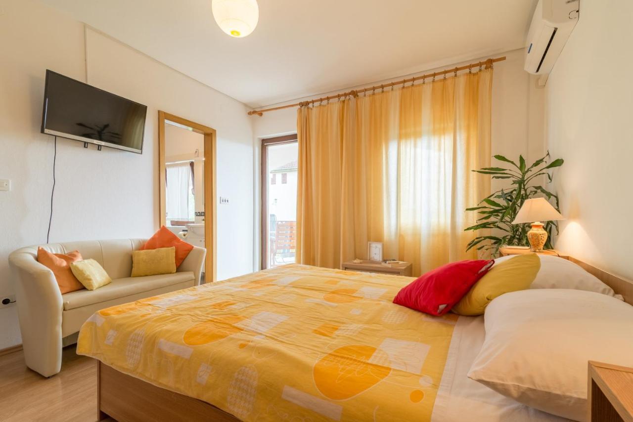 Apartments Bepina Biograd Na Moru Εξωτερικό φωτογραφία